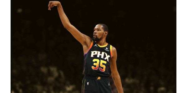 Kevin Durant und Stephen Curry hatten ihre erste Auseinandersetzung als Kontrahenten